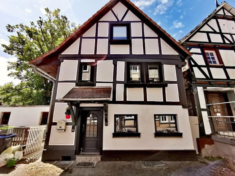 Fachwerkhaus Mitten In Der Altstadt - Ferien In Rotenburg 富尔达河畔罗滕堡 外观 照片