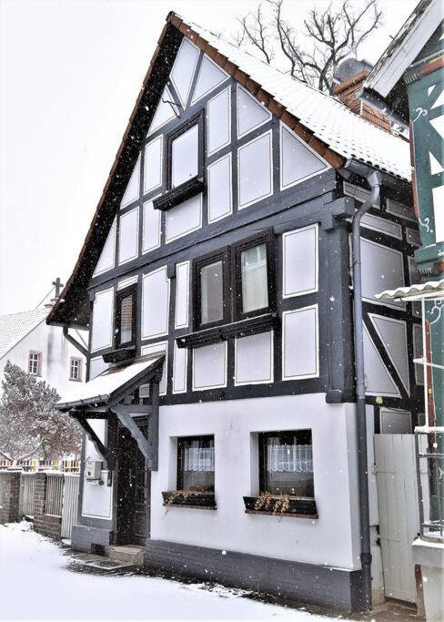 Fachwerkhaus Mitten In Der Altstadt - Ferien In Rotenburg 富尔达河畔罗滕堡 外观 照片